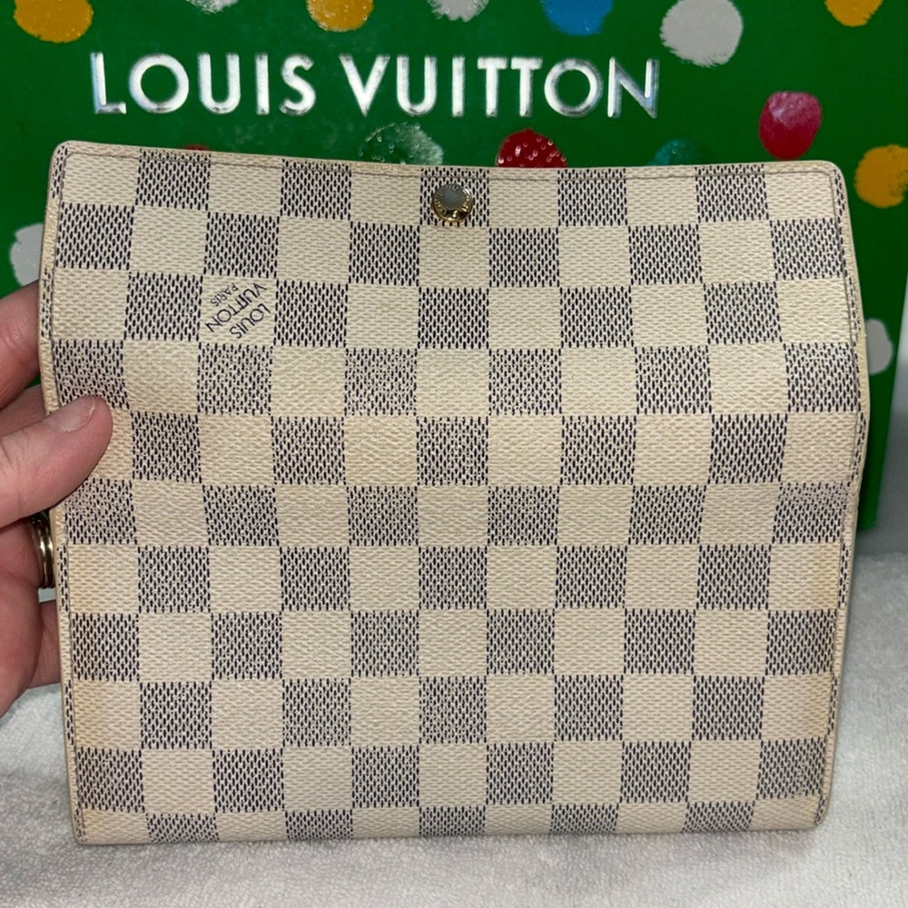 Louis Vuitton Long Wallet - Damier Azur Sarah 🖤 - Picture 9 of 12